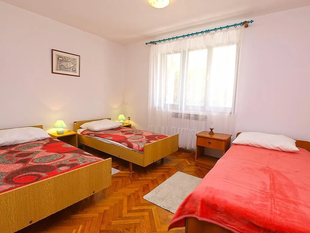 Apartment Damir 864 Pula